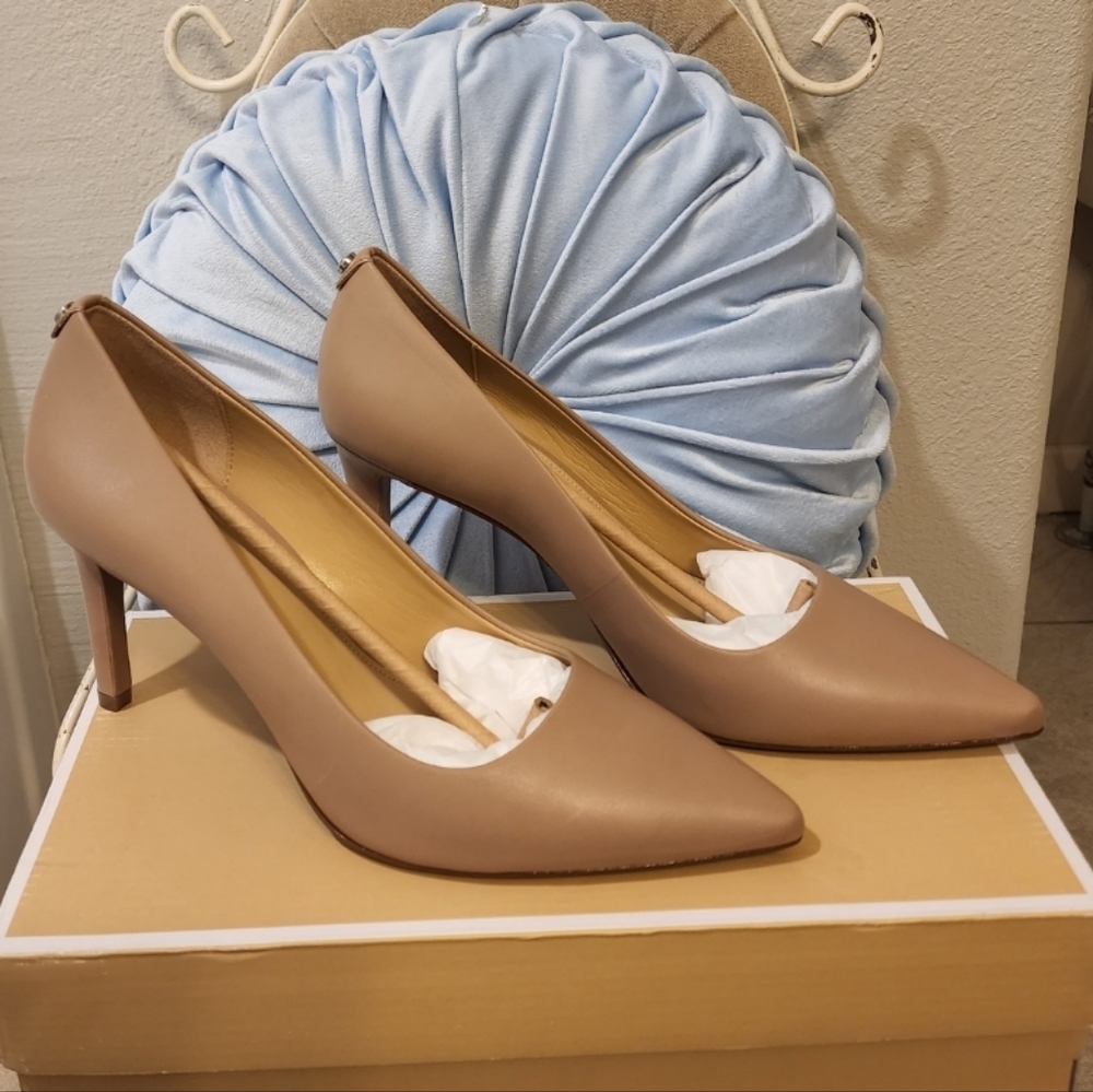 Women Michael Kors Heels 8.5